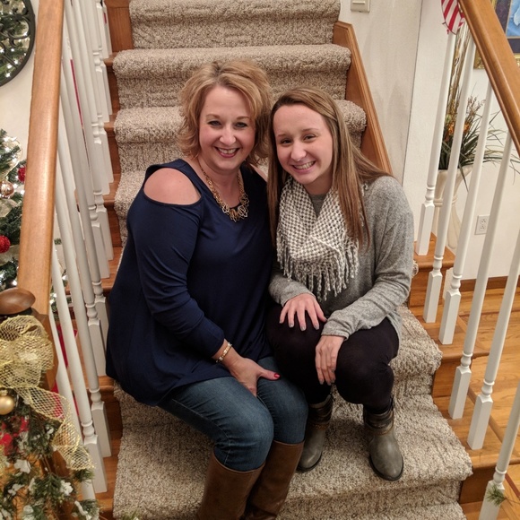 Meet your Posher, Krissy - Picture 2 of 4